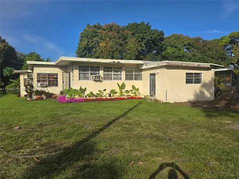 16916 NW 17th Avenue Miami Gardens FL 33056