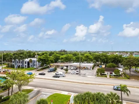 410-430 E Sample Road Pompano Beach FL 33064