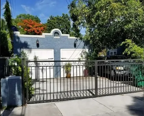 1537 SW 10th Street Miami FL 33135