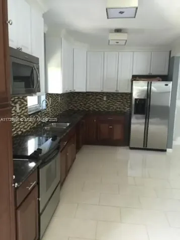 1537 SW 10th Street Miami FL 33135