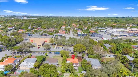 5822 SW 41st Street Miami FL 33155