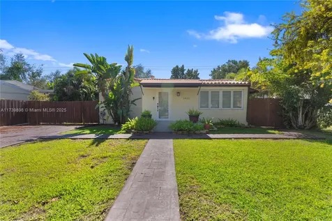 5822 SW 41st Street Miami FL 33155
