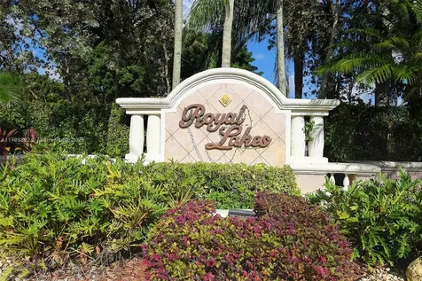 5725 Royal Club Drive Boynton Beach FL 33437