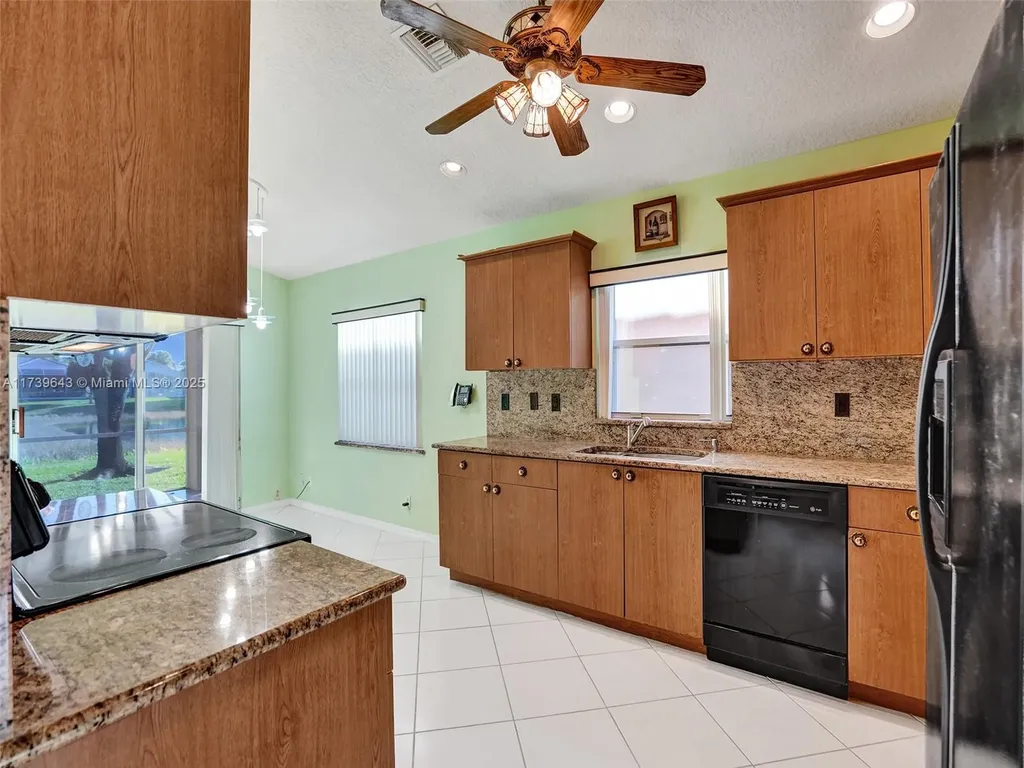 6514 Via Vicenza Delray Beach FL 33446