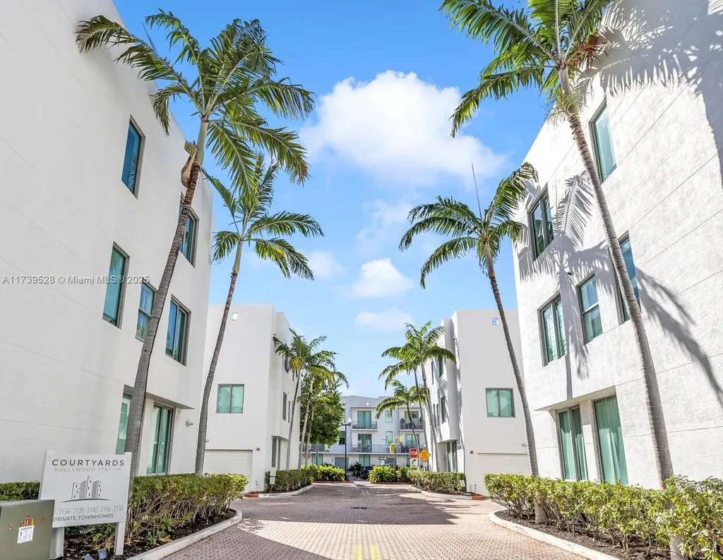 2138 Van Buren Street Hollywood FL 33020