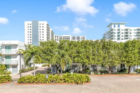 2138 Van Buren Street Hollywood FL 33020