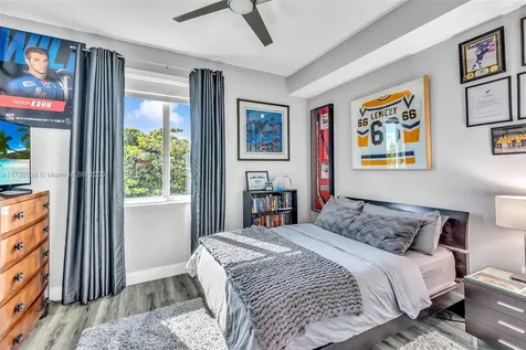 2138 Van Buren Street Hollywood FL 33020