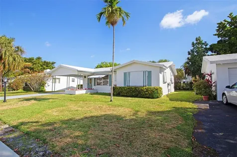 2610 E Golf Boulevard Pompano Beach FL 33064
