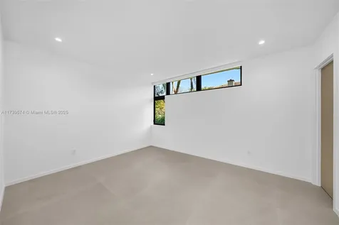 6830 SW 104th Street Pinecrest FL 33156