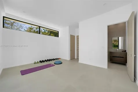 6830 SW 104th Street Pinecrest FL 33156