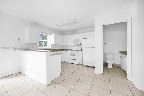 8425 NW 40th Court Sunrise FL 33351
