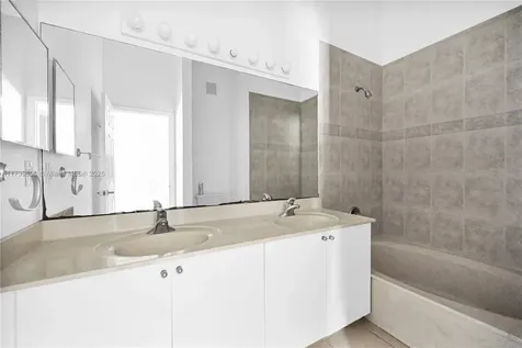 8425 NW 40th Court Sunrise FL 33351