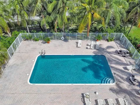 8425 NW 40th Court Sunrise FL 33351