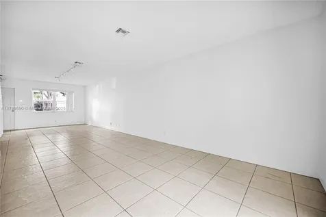 8425 NW 40th Court Sunrise FL 33351