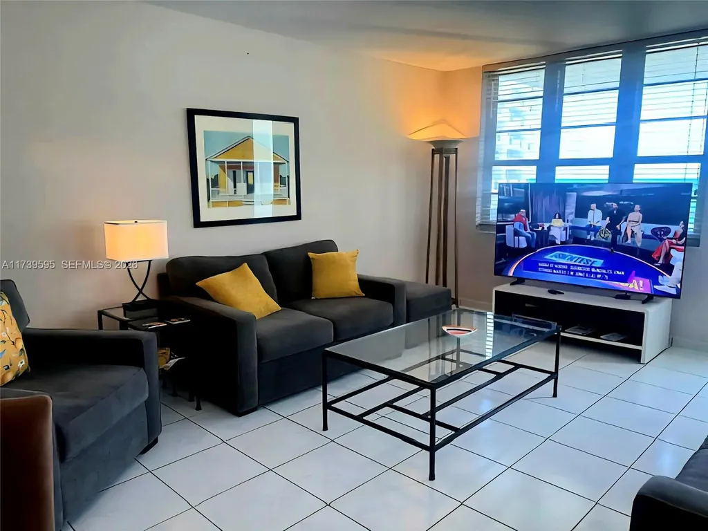 100 Lincoln Road Miami Beach FL 33139