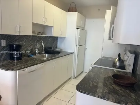 100 Lincoln Road Miami Beach FL 33139
