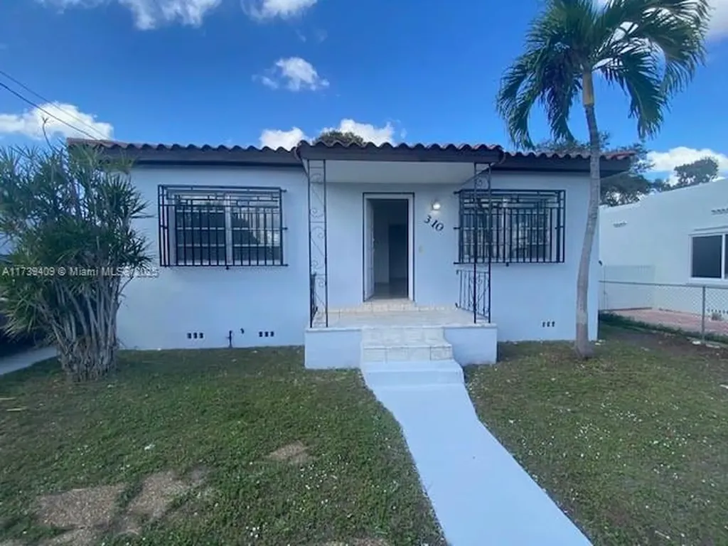 310 SW 67th Avenue Miami FL 33144