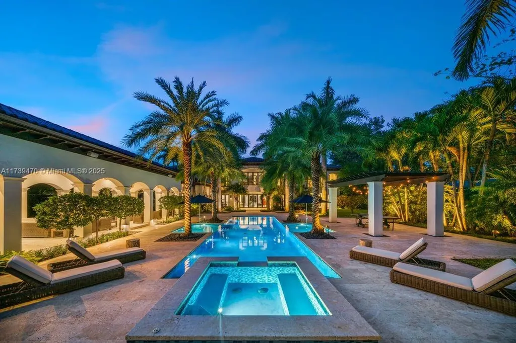 6220 SW 92nd Street Pinecrest FL 33156