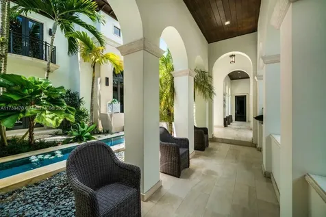 6220 SW 92nd Street Pinecrest FL 33156