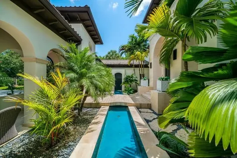 6220 SW 92nd Street Pinecrest FL 33156