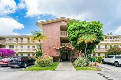 16801 NE 13th Avenue Miami FL 33162
