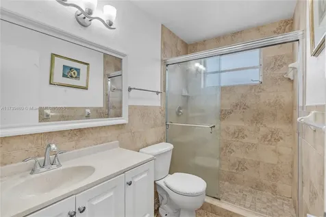 16801 NE 13th Avenue Miami FL 33162