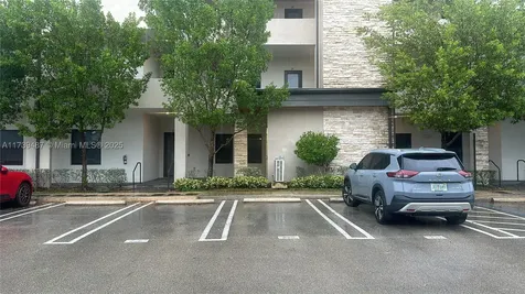 7925 NW 104th Avenue Doral FL 33178