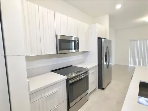 7925 NW 104th Avenue Doral FL 33178