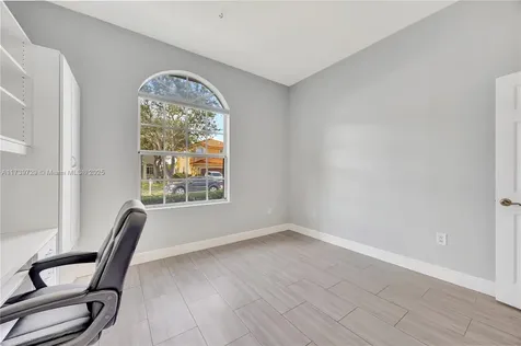 635 SE 30th Drive Homestead FL 33033