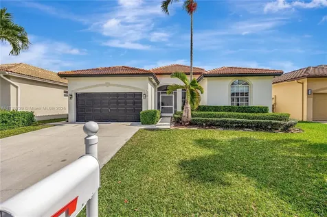 635 SE 30th Drive Homestead FL 33033
