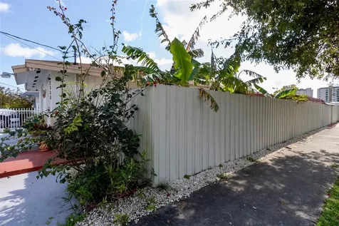 2880 NW 56th Street Miami FL 33142