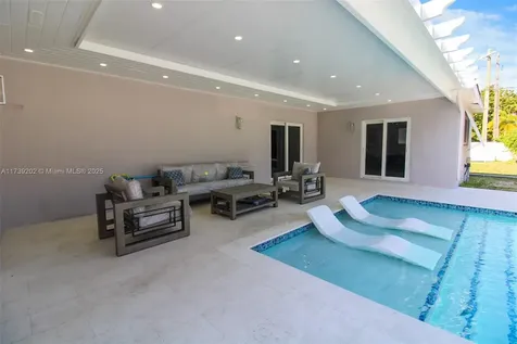 16401 SW 92nd Avenue Palmetto Bay FL 33157