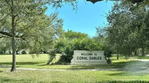 6334 SW 23rd Street Miami FL 33155
