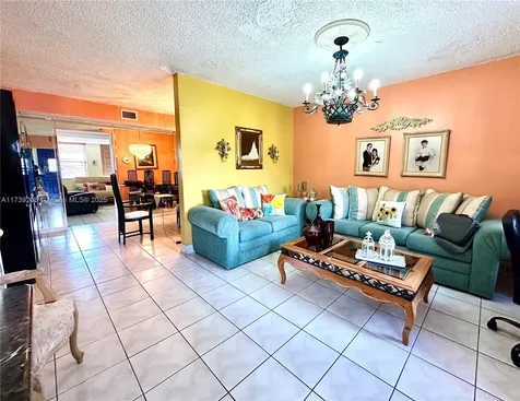 6334 SW 23rd Street Miami FL 33155