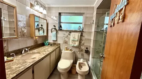 6334 SW 23rd Street Miami FL 33155