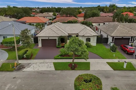 8843 NW 176th Street Hialeah FL 33018