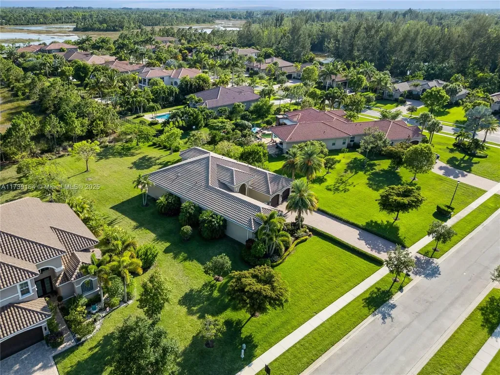 7803 Maywood Crest Drive Palm Beach Gardens FL 33412