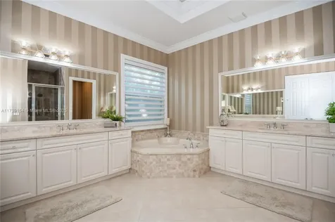 7803 Maywood Crest Drive Palm Beach Gardens FL 33412