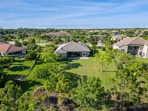 7803 Maywood Crest Drive Palm Beach Gardens FL 33412