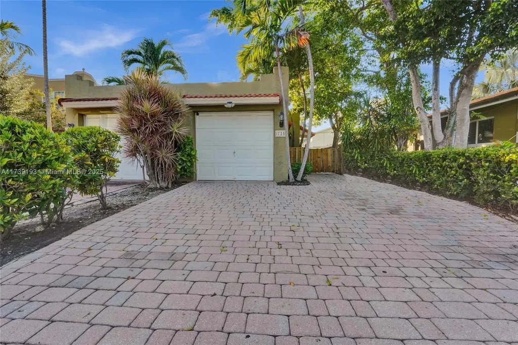 725 NW 1st Avenue Fort Lauderdale FL 33311