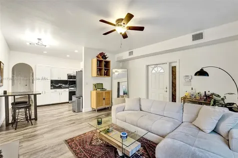 725 NW 1st Avenue Fort Lauderdale FL 33311