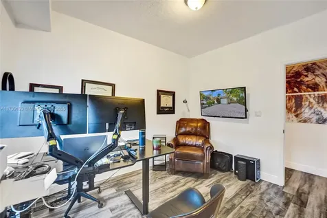 725 NW 1st Avenue Fort Lauderdale FL 33311