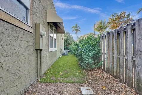 725 NW 1st Avenue Fort Lauderdale FL 33311