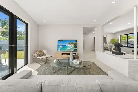142 NE 122nd Street North Miami FL 33161