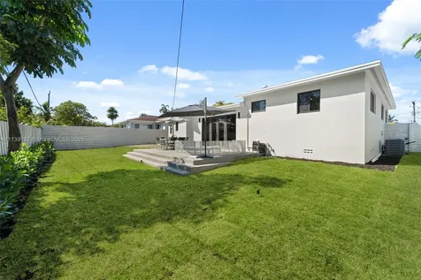 142 NE 122nd Street North Miami FL 33161