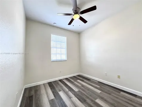 21937 SW 93rd Place Cutler Bay FL 33190