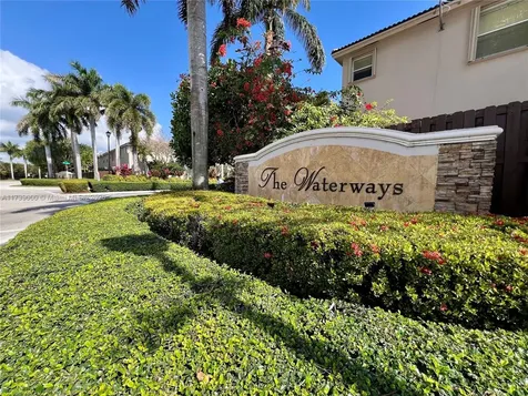21937 SW 93rd Place Cutler Bay FL 33190