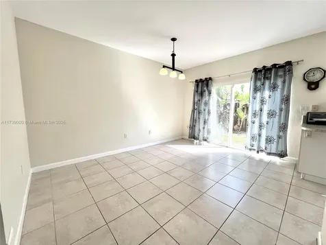 21937 SW 93rd Place Cutler Bay FL 33190