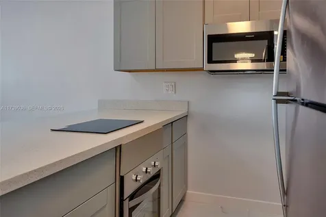 820 SW 11th Avenue Hallandale Beach FL 33009