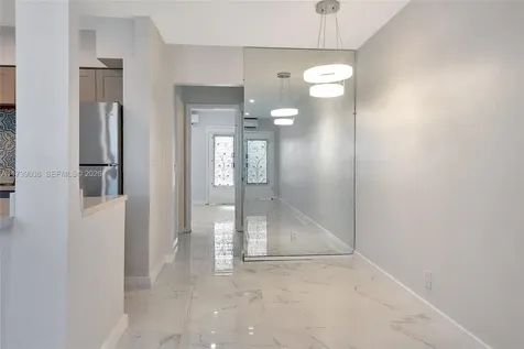 820 SW 11th Avenue Hallandale Beach FL 33009